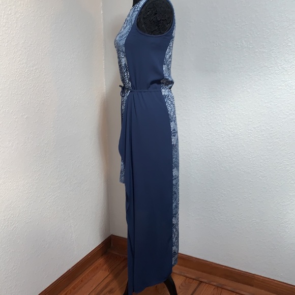 BCBG WHITE DRESS SIZE XXS - Picture 4 of 6